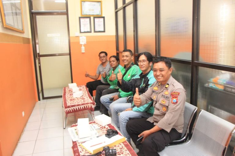 Setetes Darah untuk Kemanusiaan: Sinergi Polres Tuban, Pers, dan Ojol di HUT ke-74 Humas Polri